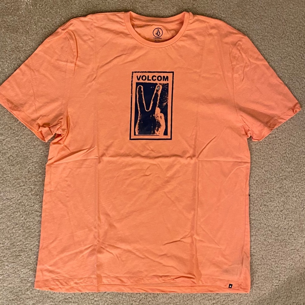Volcom t-shirt